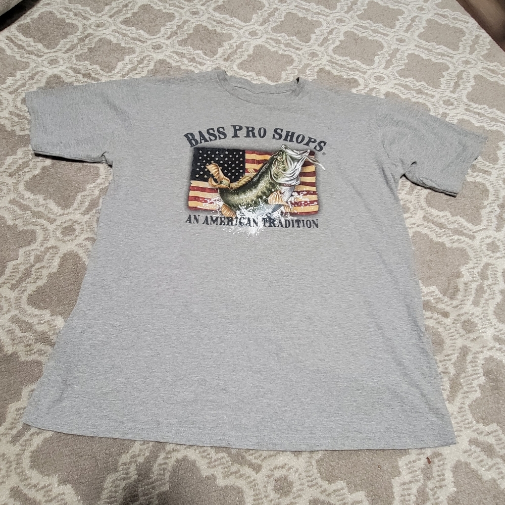 Bass Pro L Shops Gray Men's Shirt